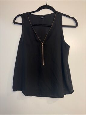 Black Sleeveless Zip-Front Women's Top